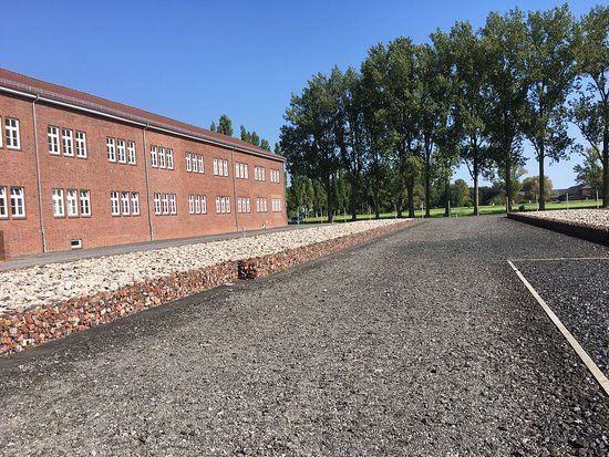 Minnesmerke over Neuengamme konsentrasjonsleir